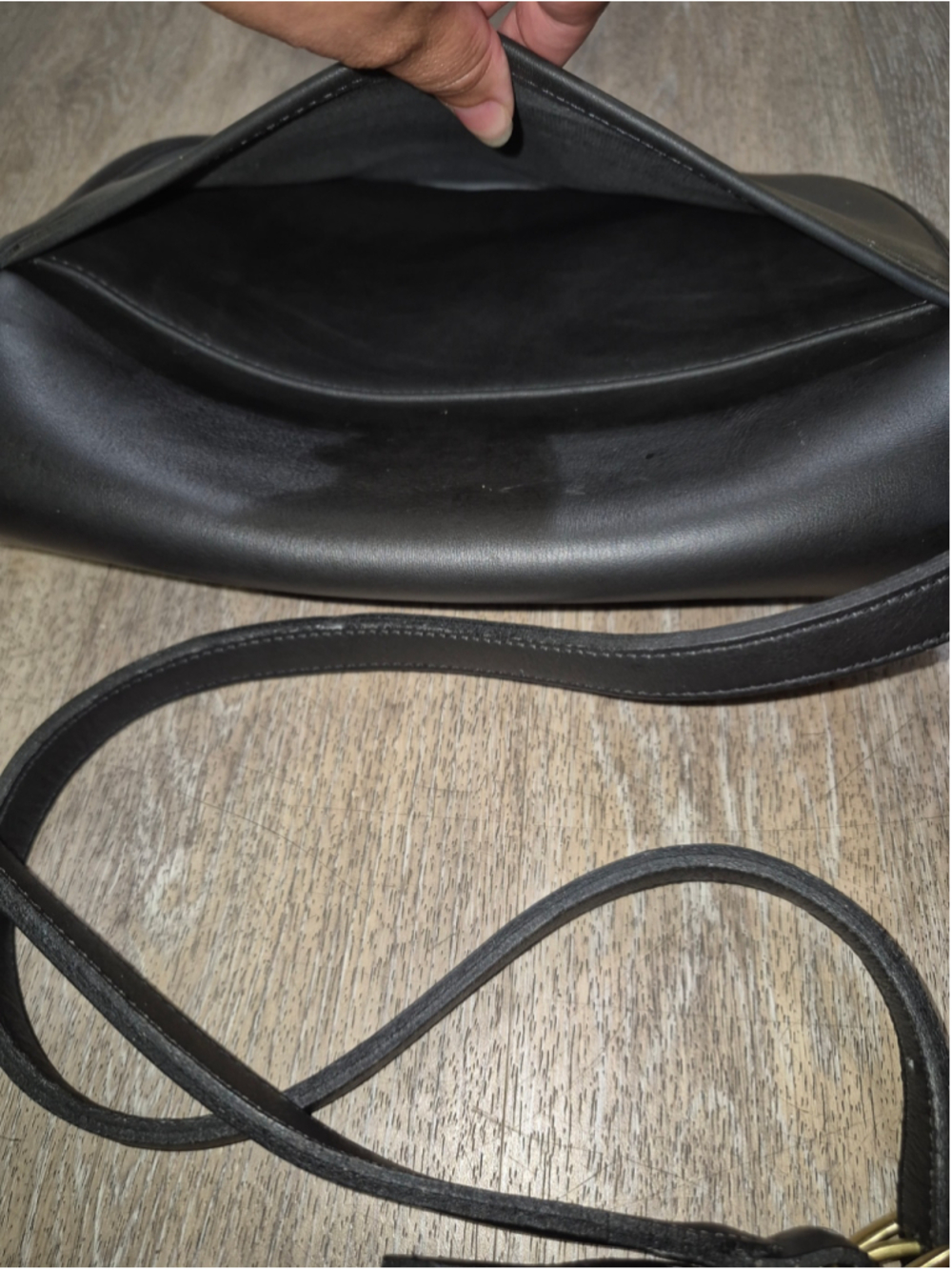 Women's Vtg Coach Leather Crossbody Bag One Size Black Gold - Picture 13 of 13